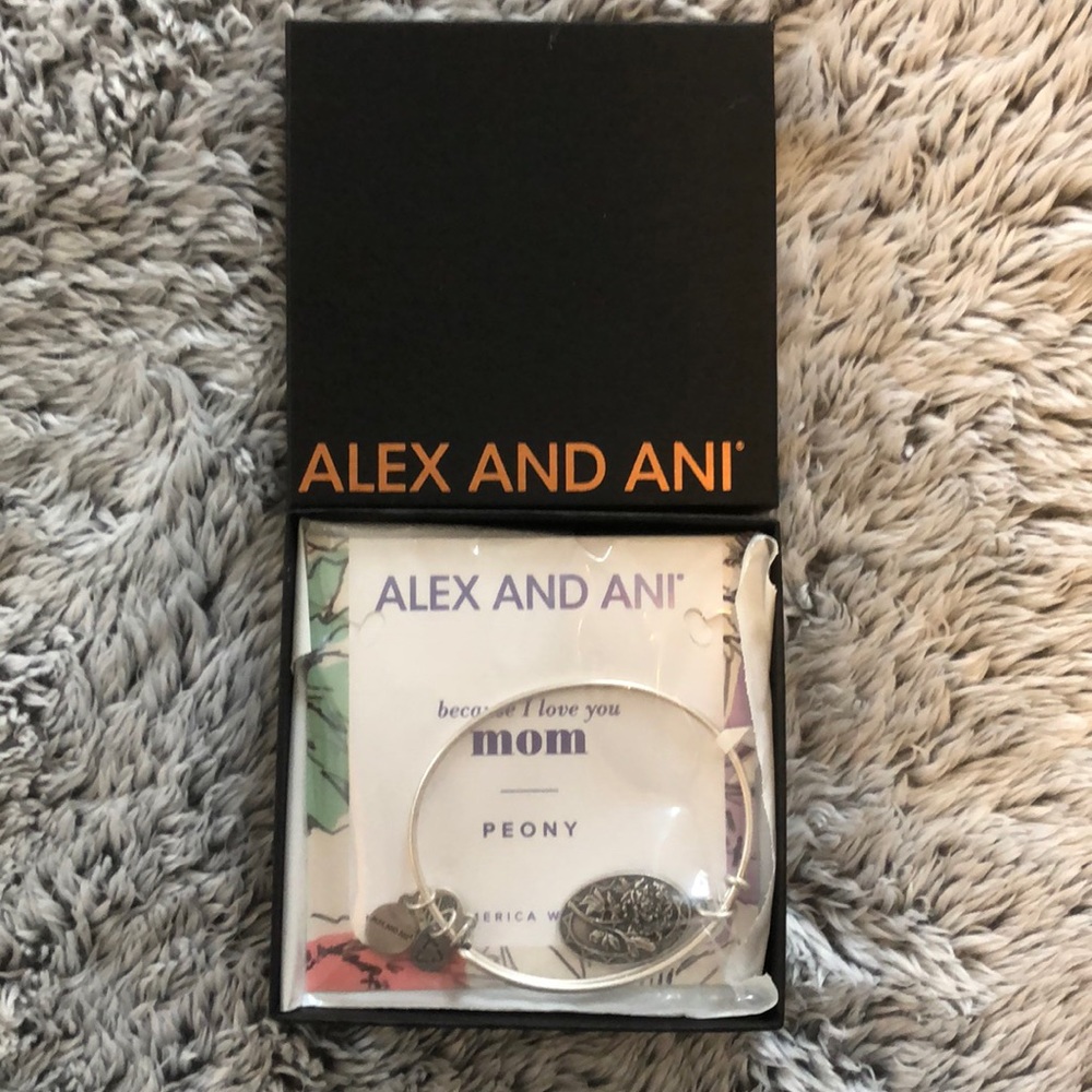 NWT Alex and Ani “Mom” Peony Silver Bracelet